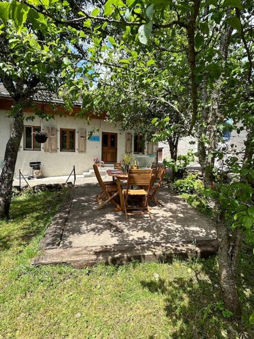 La Pomme De Pin Apartment Le Biot Exterior photo